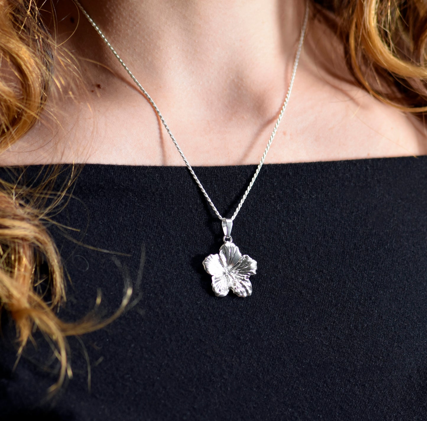 Hawaiian Hibiscus Flower Pendant - Medium