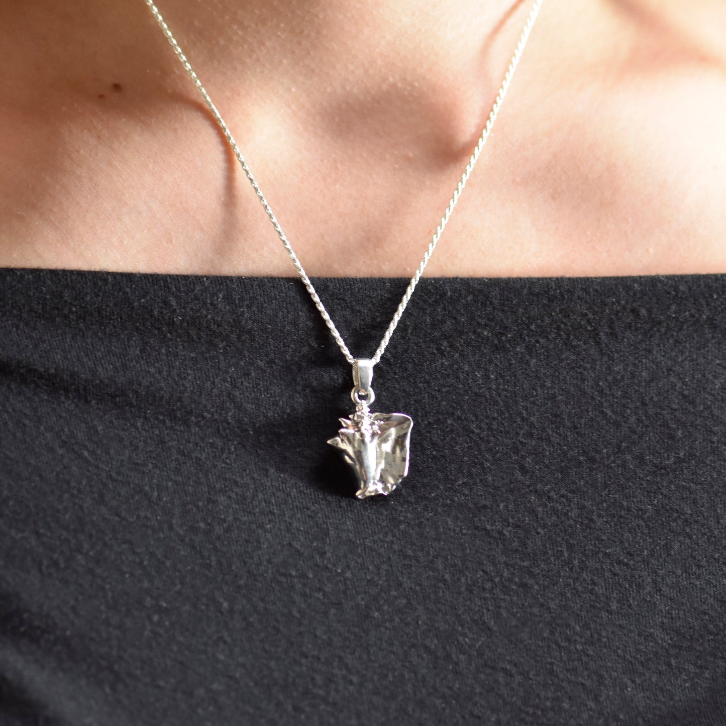 Queen Conch Shell Pendant - Medium