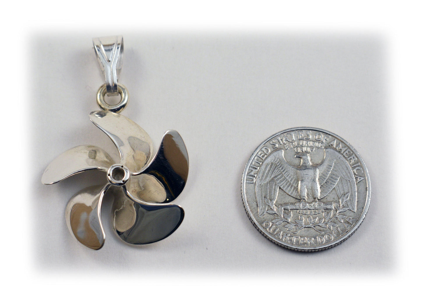 Boat Propeller - Five Blade "curved" - Pendant - Large