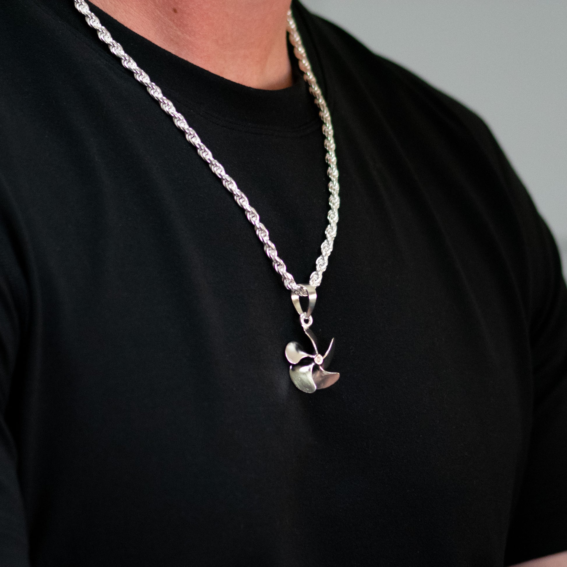 Boat Propeller - Five Blade "curved" - Pendant - Large