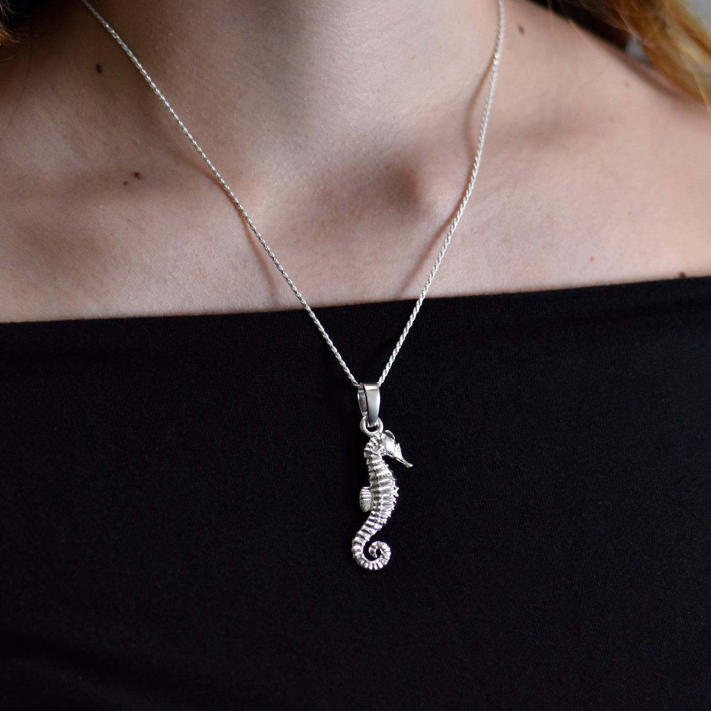Seahorse Pendant - Large