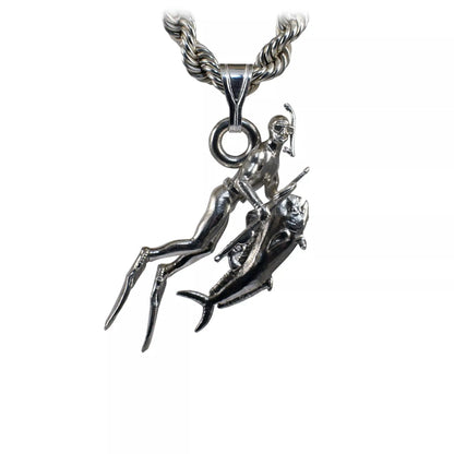Freediver Pendant - Spearfishing - Mahi - Large