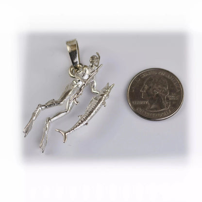 Freediver Pendant - Spearfishing - Wahoo - Large
