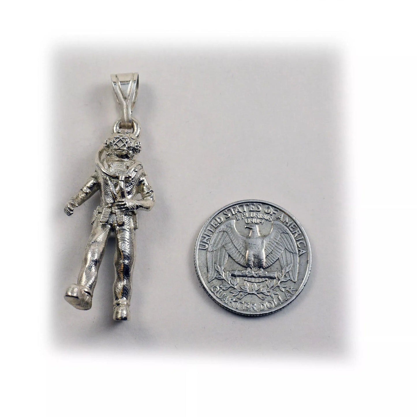 Hard Hat Standard Diver Pendant - Large
